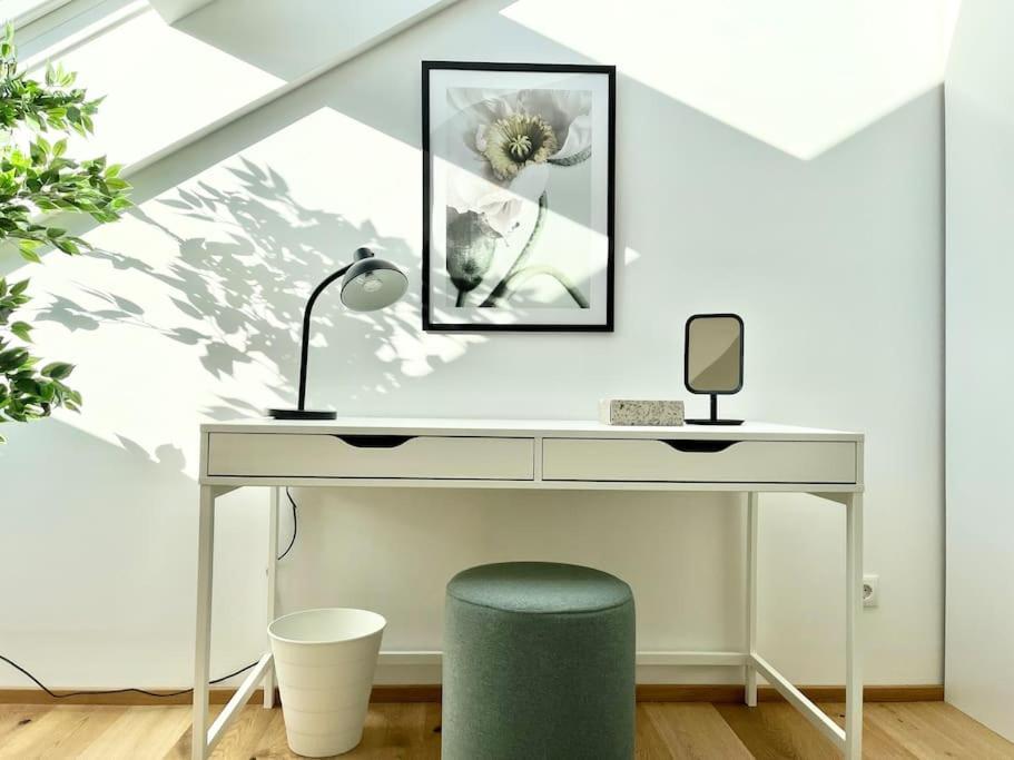 Orestaliving - Penthouse In 1020 ウィーン エクステリア 写真