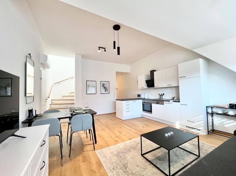 Orestaliving - Penthouse In 1020 ウィーン エクステリア 写真